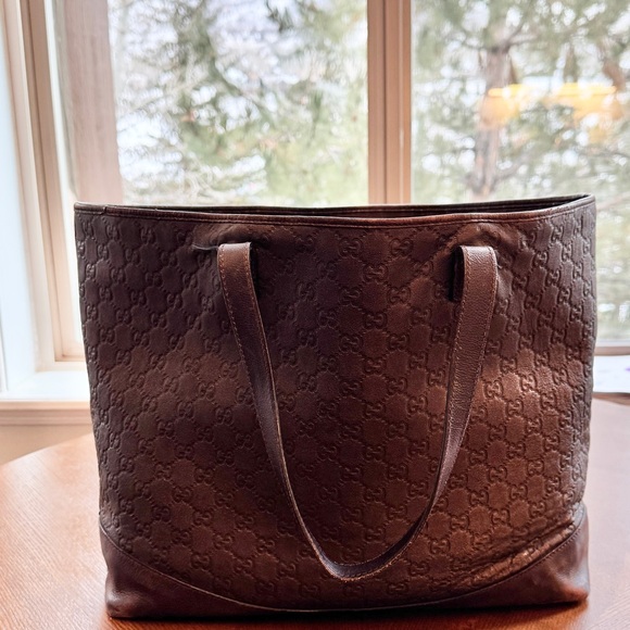 Gucci signature monogram brown leather tote - Picture 14 of 16